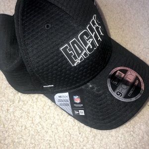 Philadelphia Eagles Official NFL Train Hat